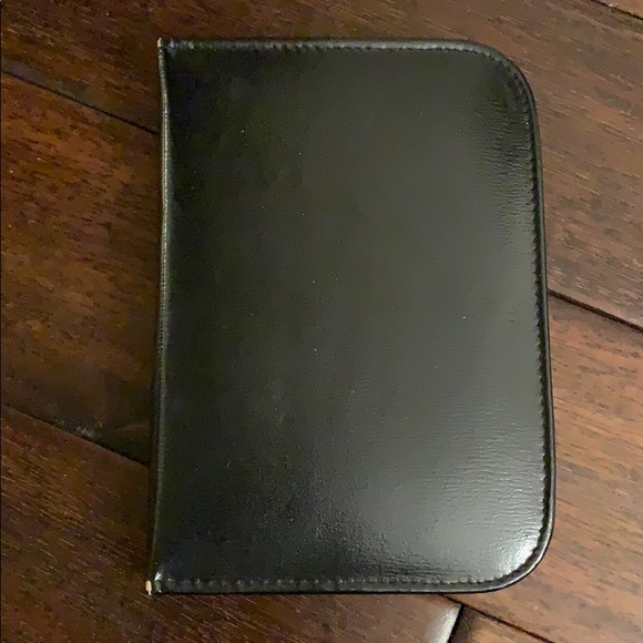 Vintage Griffon Leather Zip Case for Playing cards - Picture 5 of 14